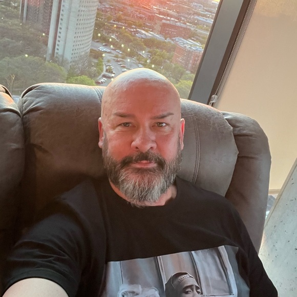 Meet your Posher, Joe - Picture 4 of 9